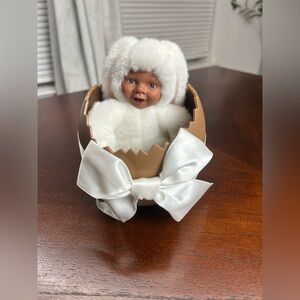 Anne Geddes Bunny Doll in Egg vintage
